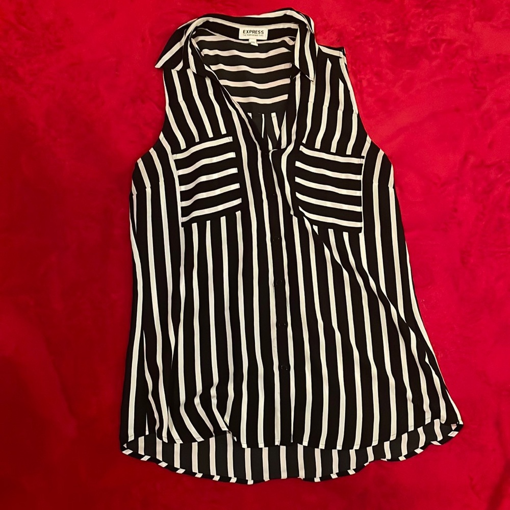 Size medium Express the Portofino shirt